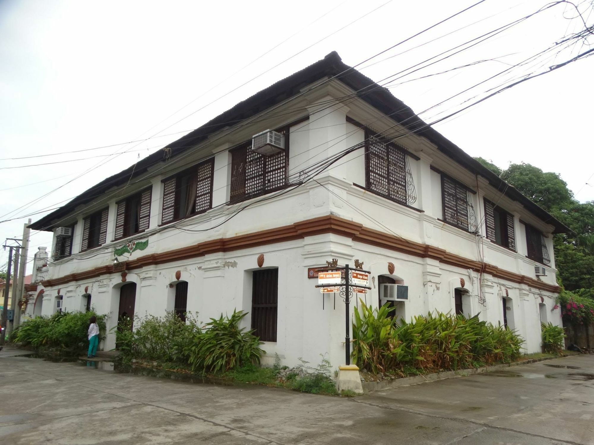 Villa Angela Heritage House Vigan Exterior foto